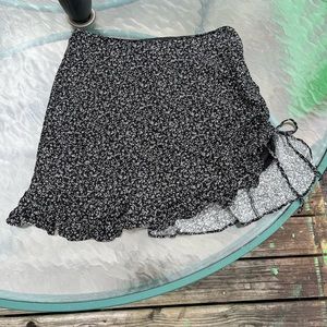 Forever 21 Floral Mini Skirt